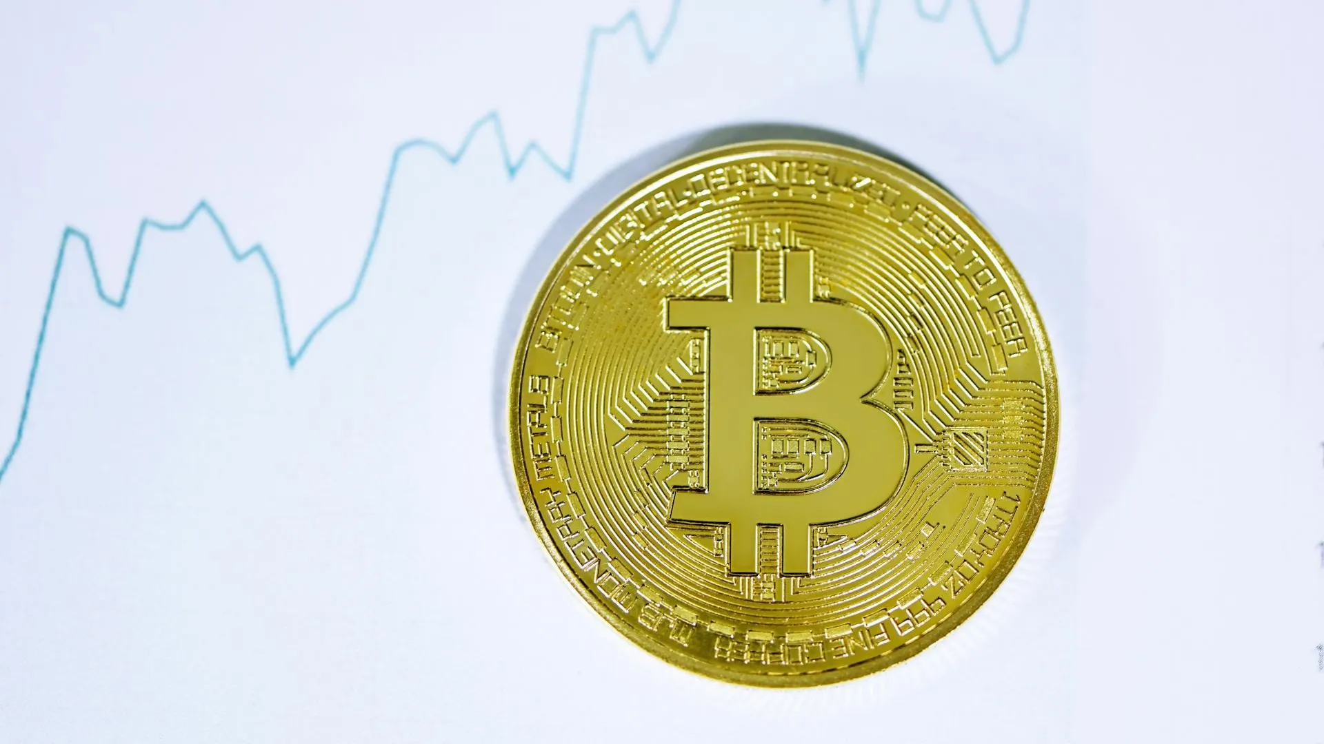 Курс биткоина рухнул ниже 53 тысяч долларов