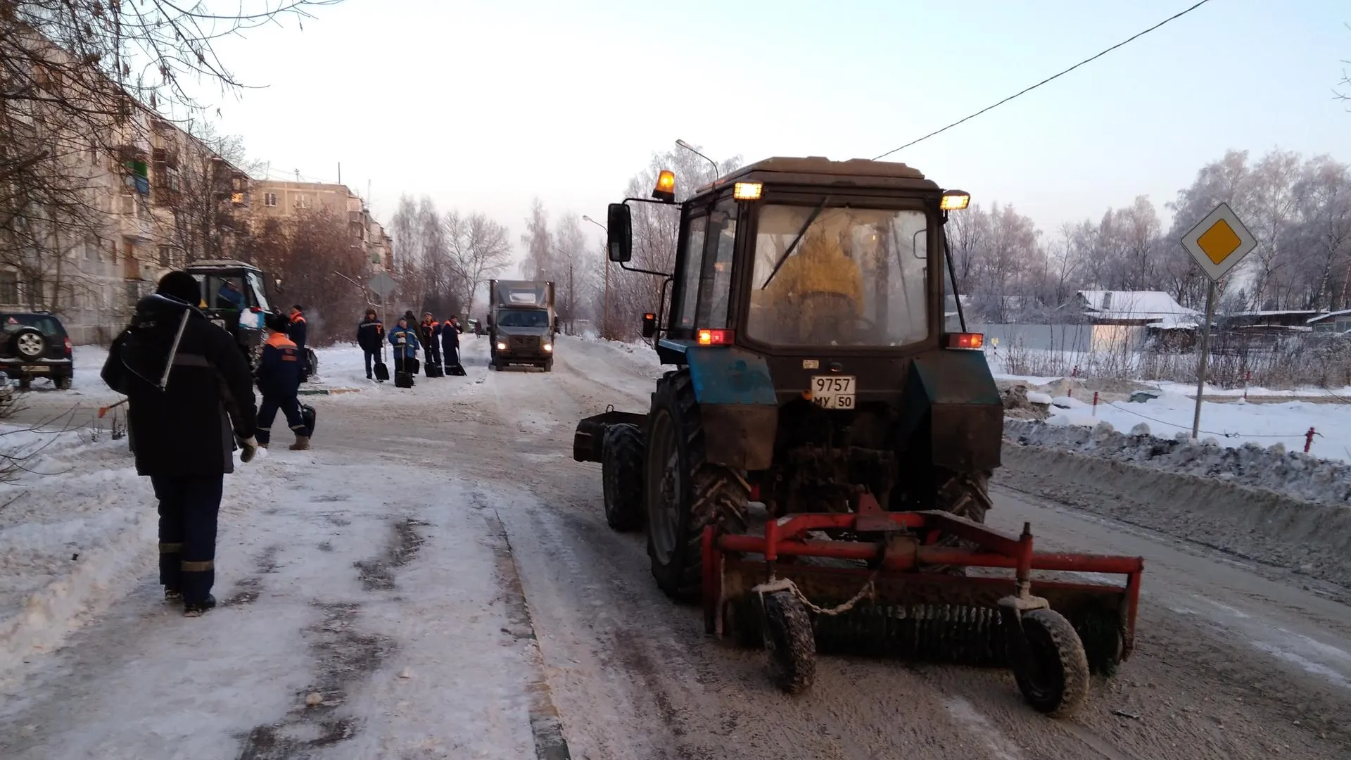 Более 170 нарушений чистоты пресекли административные комиссии в Подмосковье за неделю