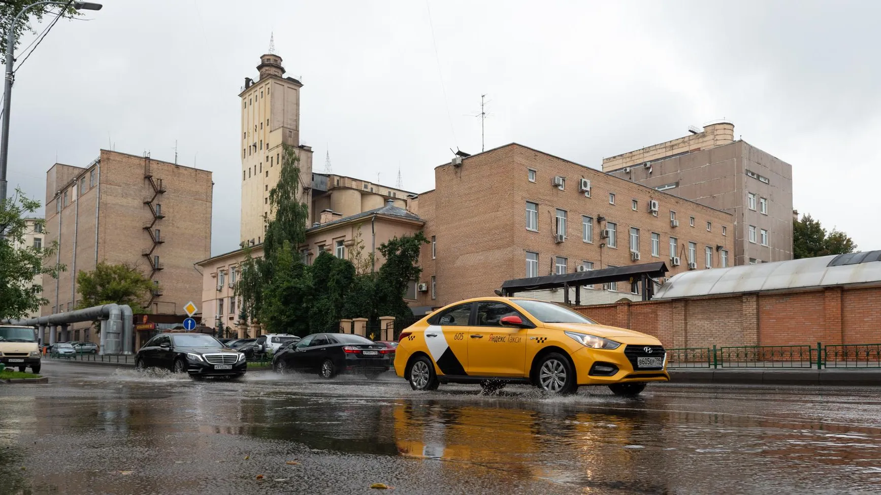 Дождь и до плюс 20 градусов ожидается в Московском регионе во вторник