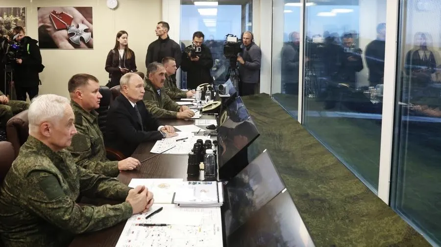 Путин наблюдал за учениями «Центр-2026» на полигоне в Челябинской области