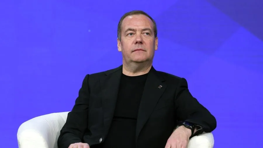 Медведев: обязательства государства перед гражданами остаются приоритетом