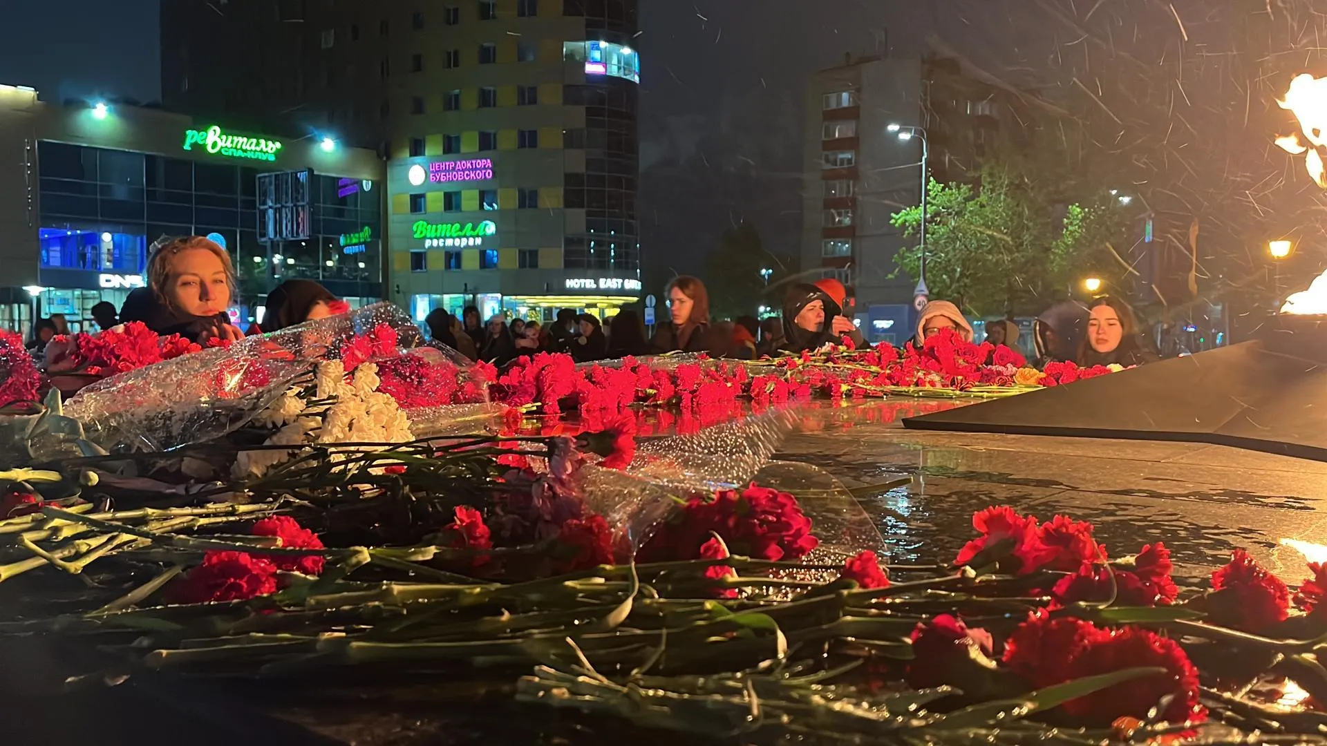 В Балашихе на площади Славы провели акцию «Свеча памяти»