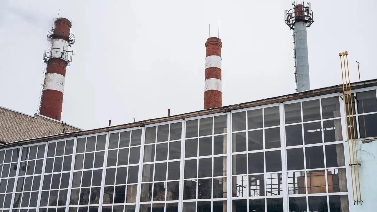 Глава Щелкова Булгаков проверил ход работ на котельной по ул Сиреневая