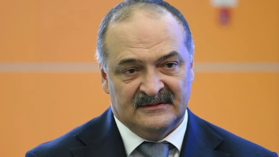 Несвойственно для народов Кавказа: Меликов призвал дагестанок не носить никабы