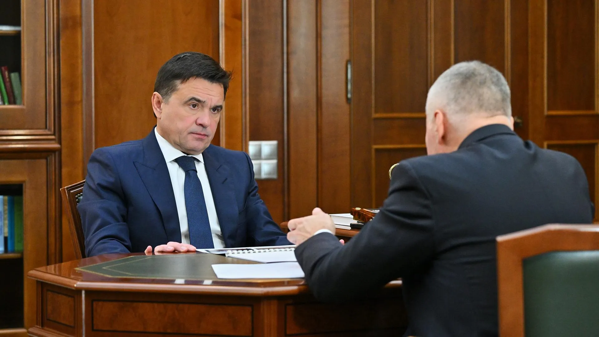 Глава Фрязина рассказал Андрею Воробьеву о переселении людей из аварийного жилья