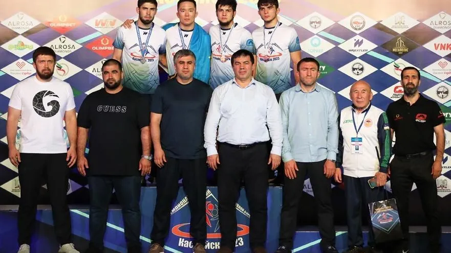 Борцы из Подмосковья завоевали пять наград чемпионата России по вольной борьбе