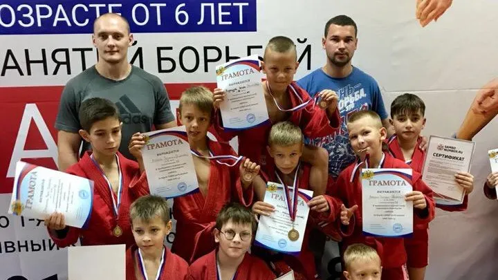 Спортсмены из Королева завоевали два золота на соревнованиях по самбо