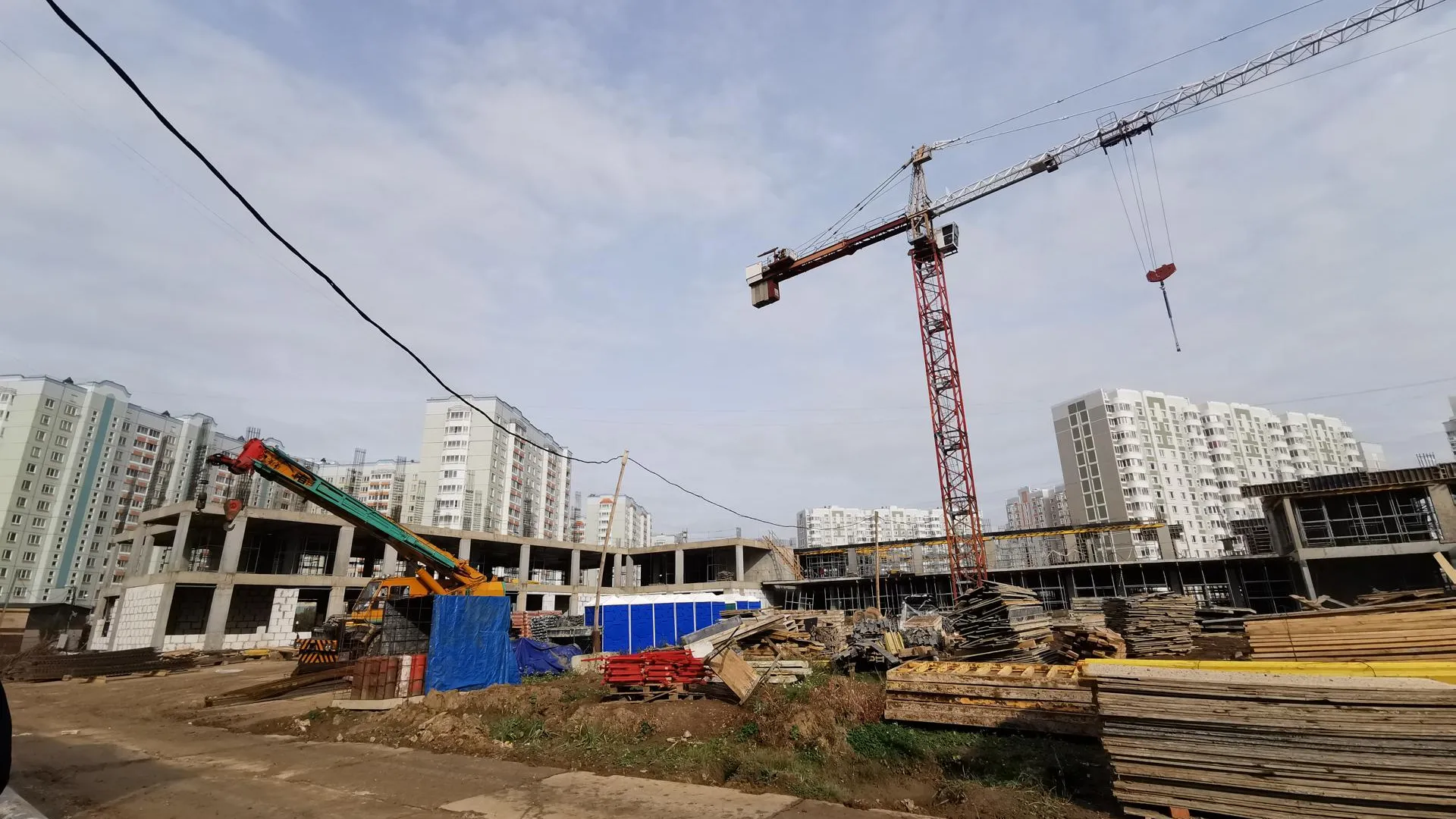 Две школы в микрорайоне Кузнечики Подольска готовы на 45%