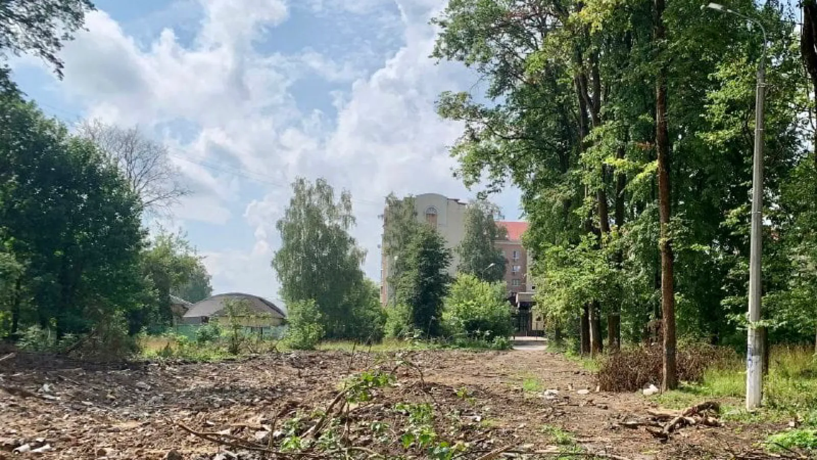 Аварийный жилой дом снесли в Клину