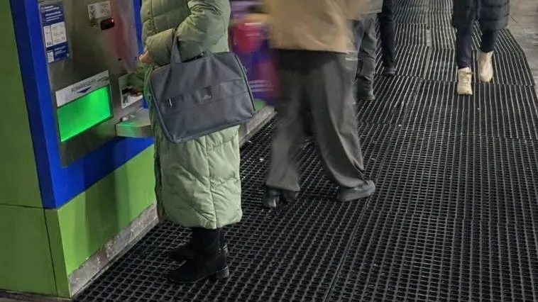 Более 40 станций Московской железной дороги в Подмосковье получили антискользящие покрытия