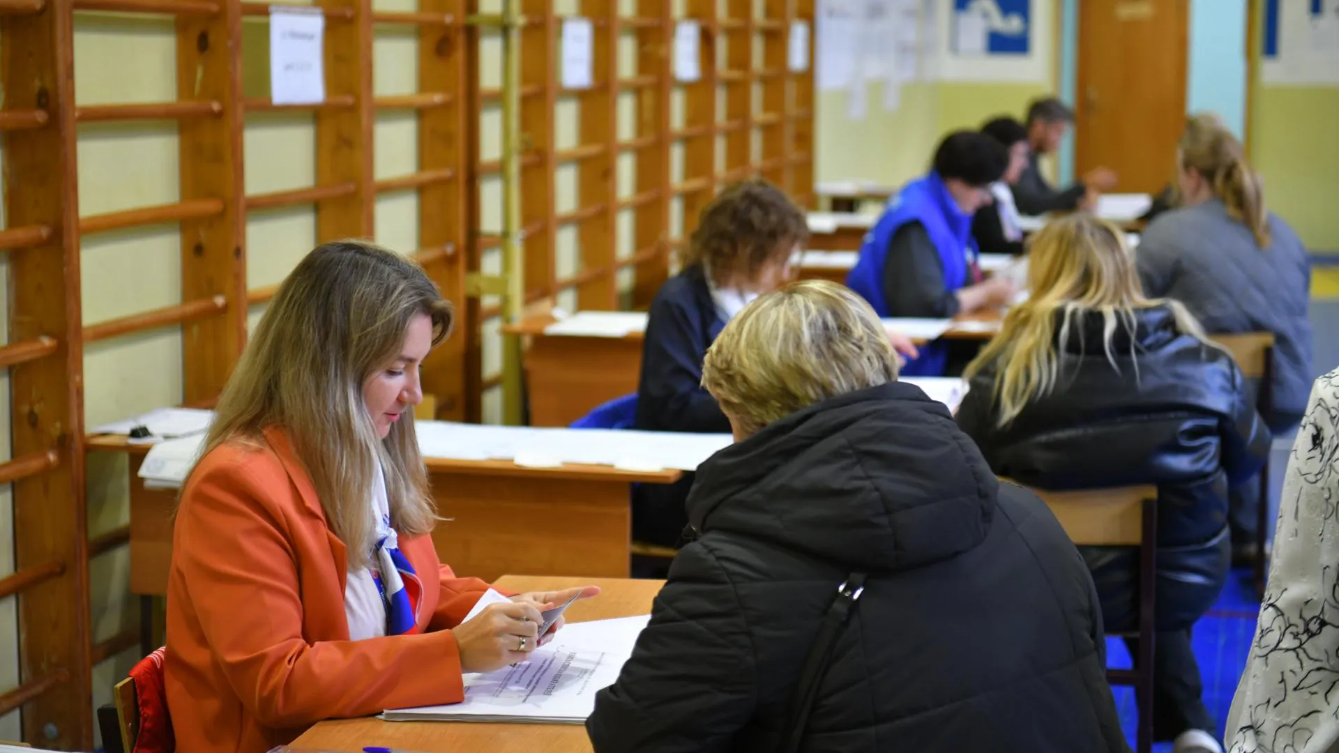 В Химках продолжается голосование: жители Лунево и Подрезково принимают участие в выборах