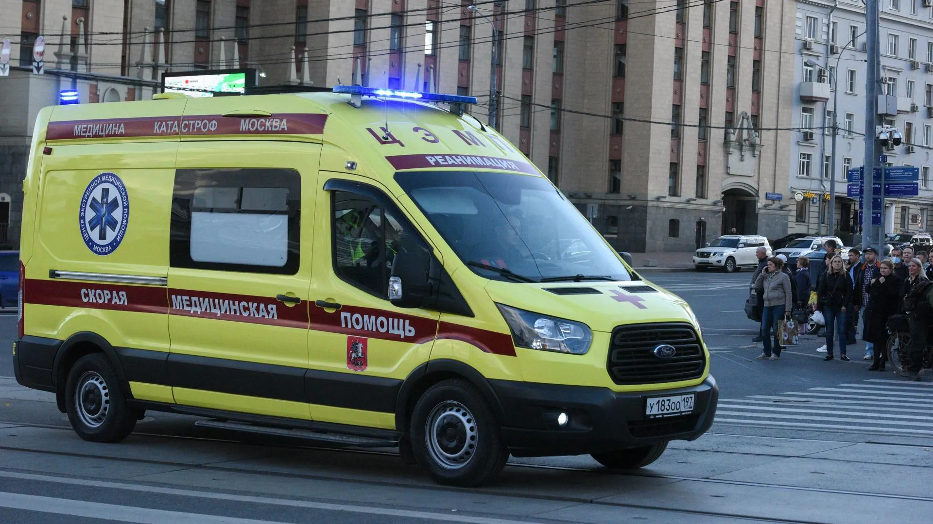 Человек погиб в результате ДТП на Щелковском шоссе в Москве