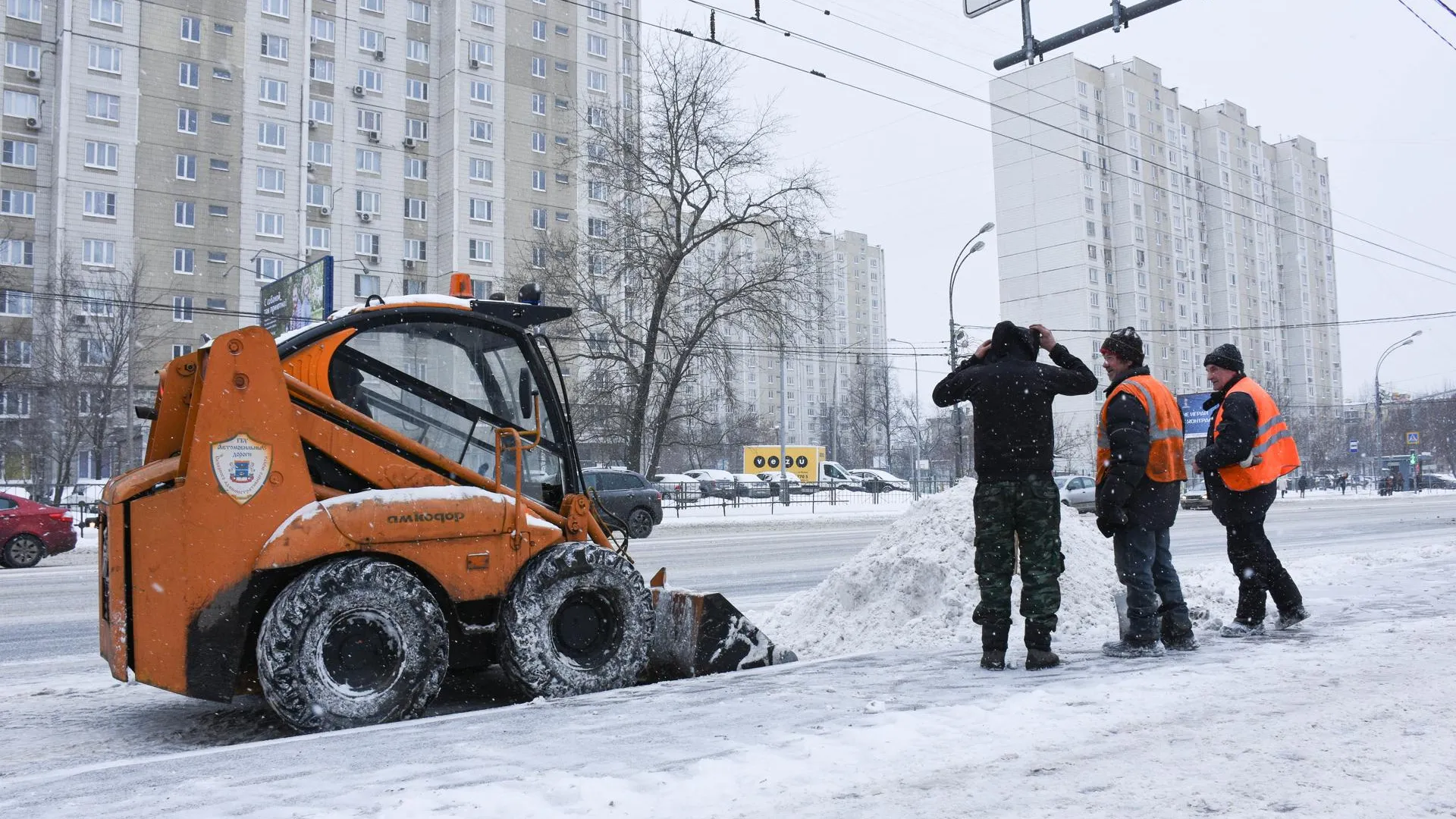 Более 80 тыс кубометров снега вывезли с территории Красногорска за зиму