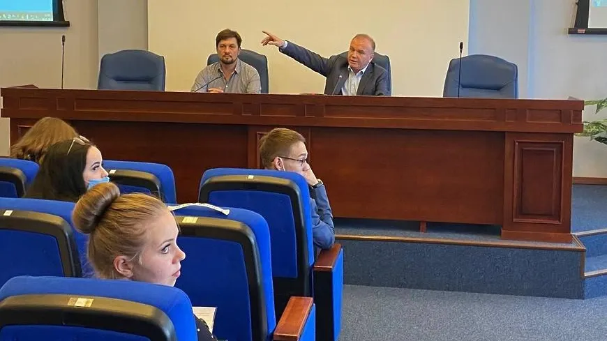 Около 30 кандидатов в Молодежный парламент Подольска представили свои программы