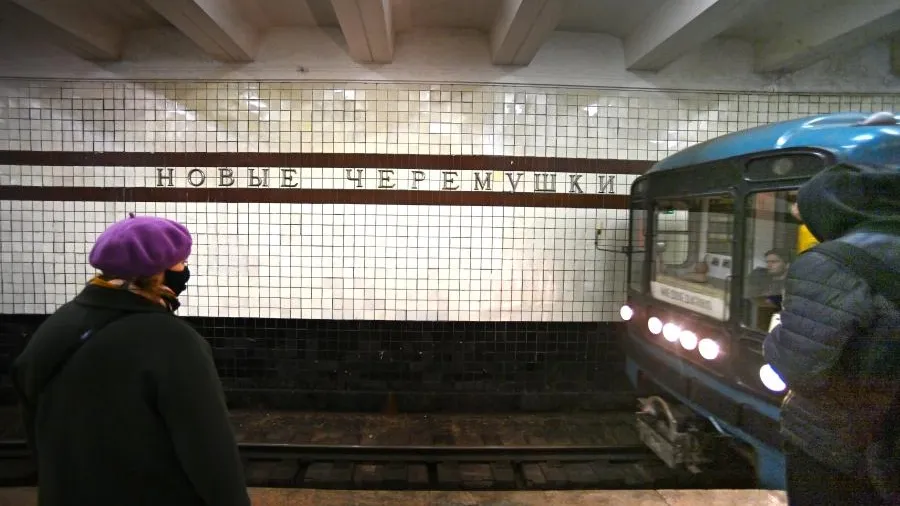 Участок «оранжевой» ветки метро Москвы будут закрывать по выходным в марте