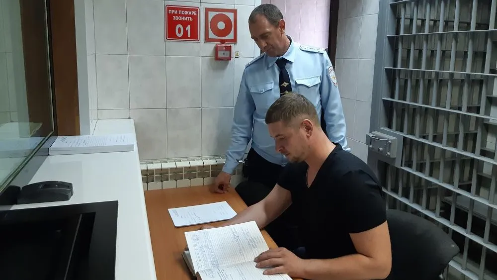 Серьезных нарушений не выявили в условиях содержания граждан в спецприемнике и ИВС Люберец