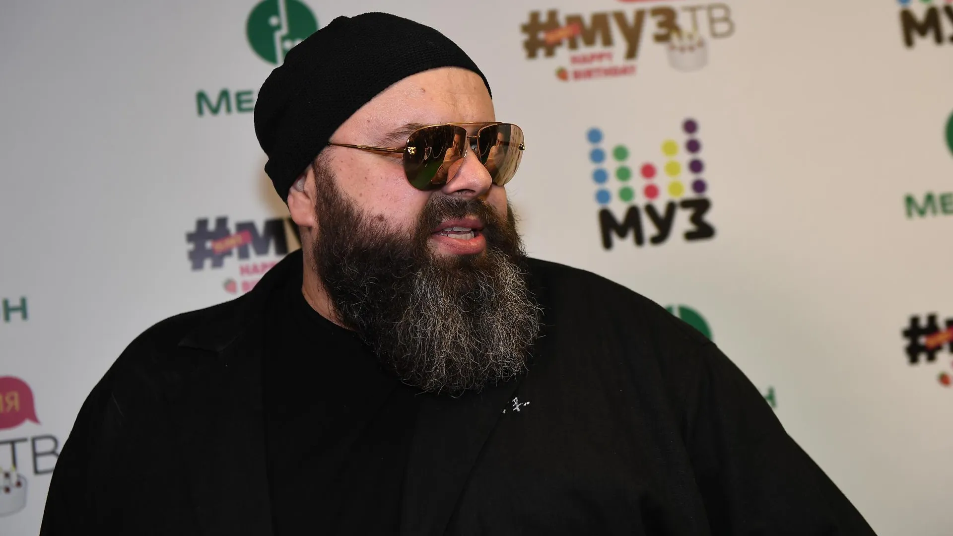 Продюсер Максим Фадеев призвал Чубайса извиниться перед Захаровой