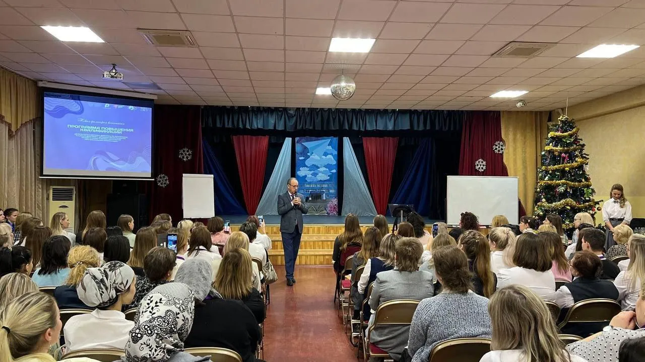 В Губернском колледже прошло занятие для советников директоров по воспитанию системы СПО