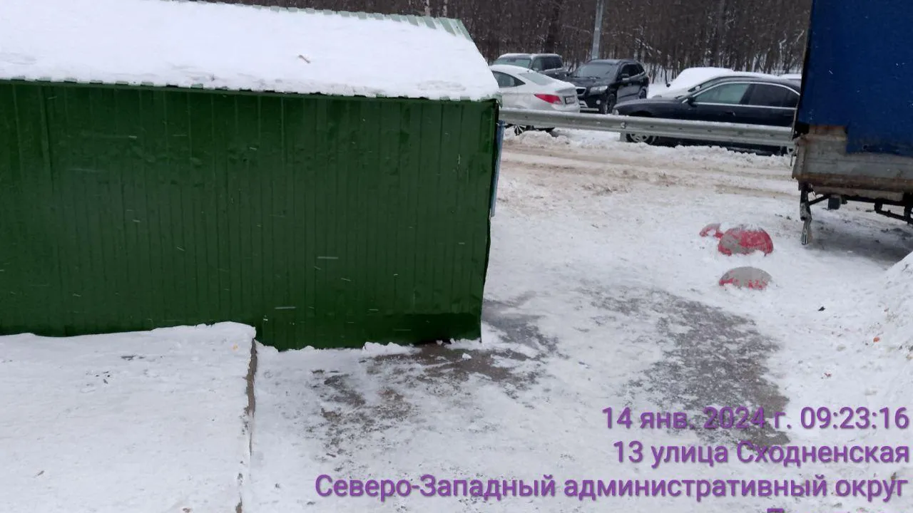 Две контейнерные площадки в деревне Путилково Красногорска приведены в порядок
