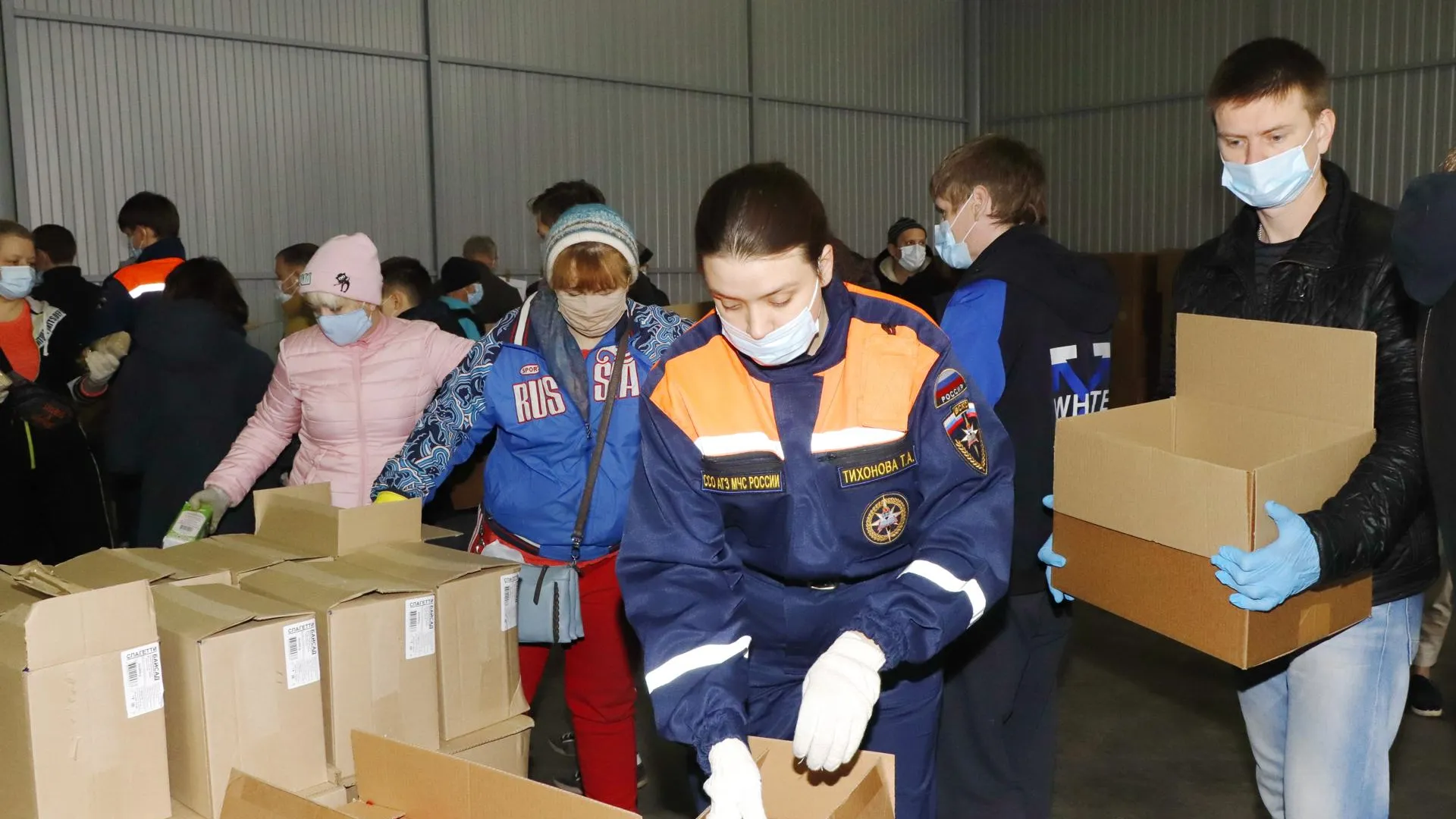 Жительницам деревни Юдино Мытищ доставили продукты по их просьбе