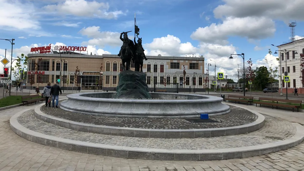 Фонтан запустят на Привокзальной площади в Серпухове 12 июня