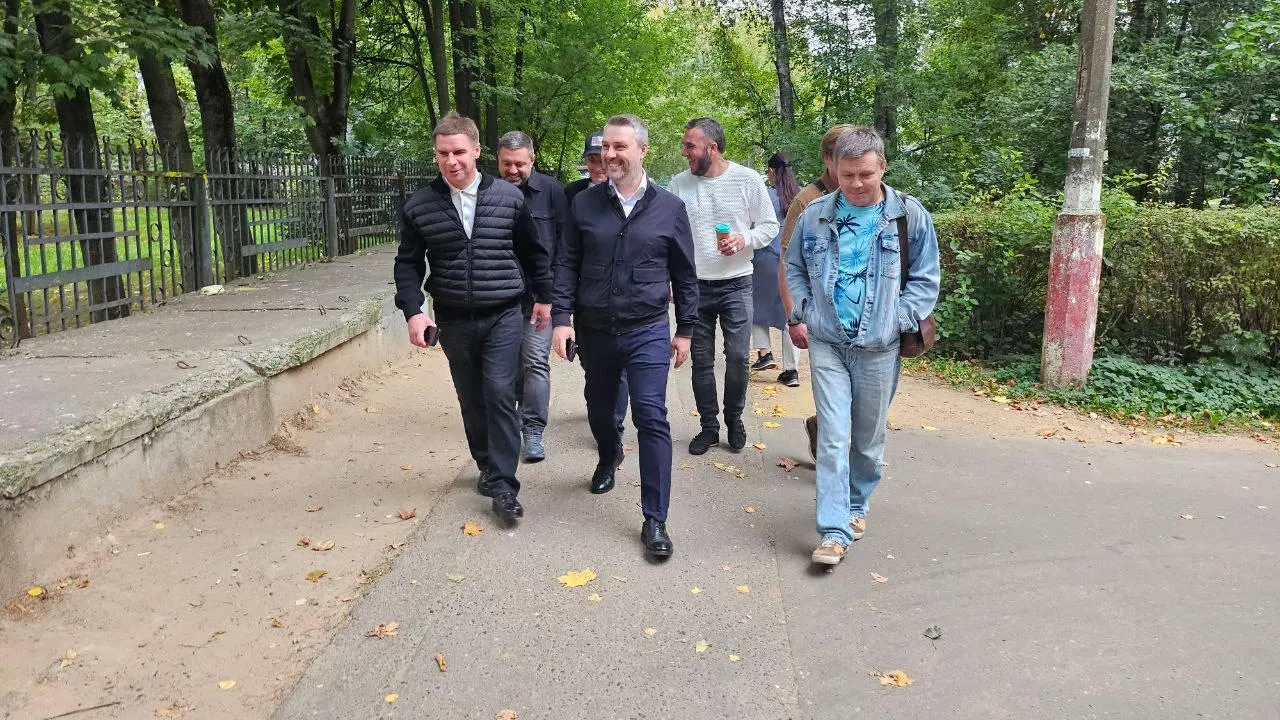 Замглавы Балашихи провел обход микрорайона Железнодорожный