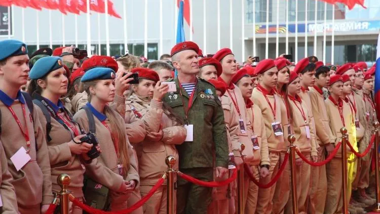 Смотр детско‑юношеских военно‑патриотических организаций стартует в Подмосковье в субботу