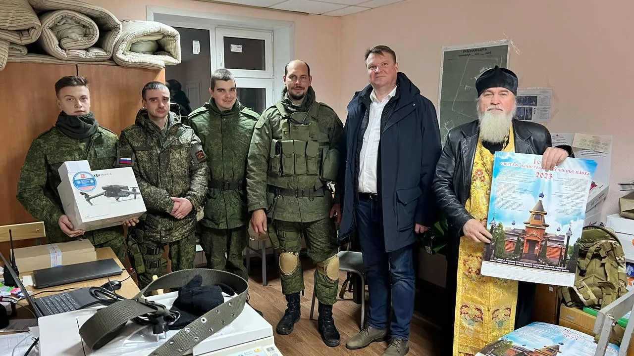 Коммунальщики Подмосковья продолжают сбор помощи для мобилизованных