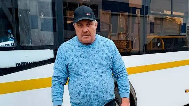 Водитель подмосковного автобуса спас пассажира, которому стало плохо
