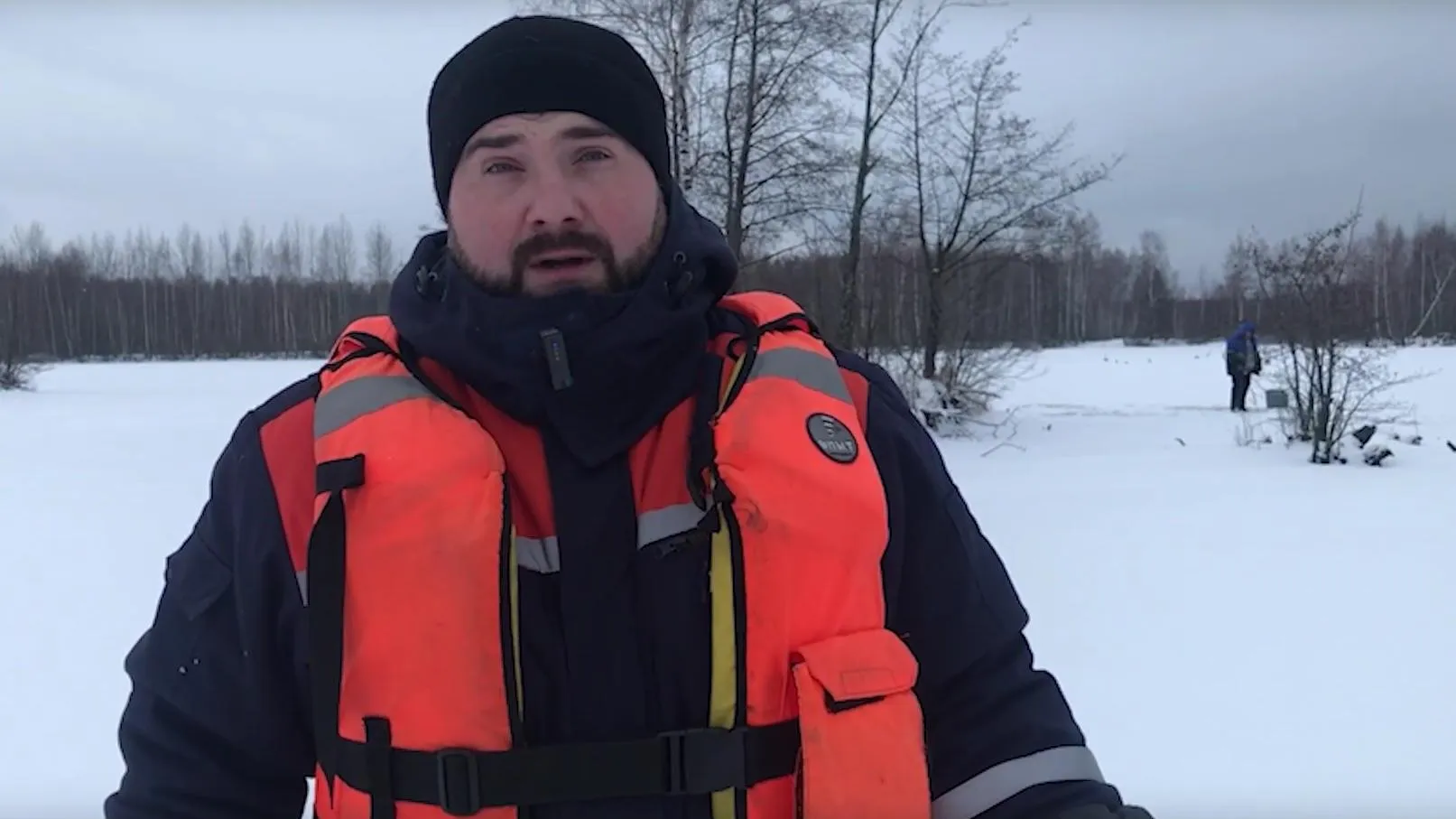Спасатели Шатуры ежедневно контролируют состояние льда и безопасность водоемов