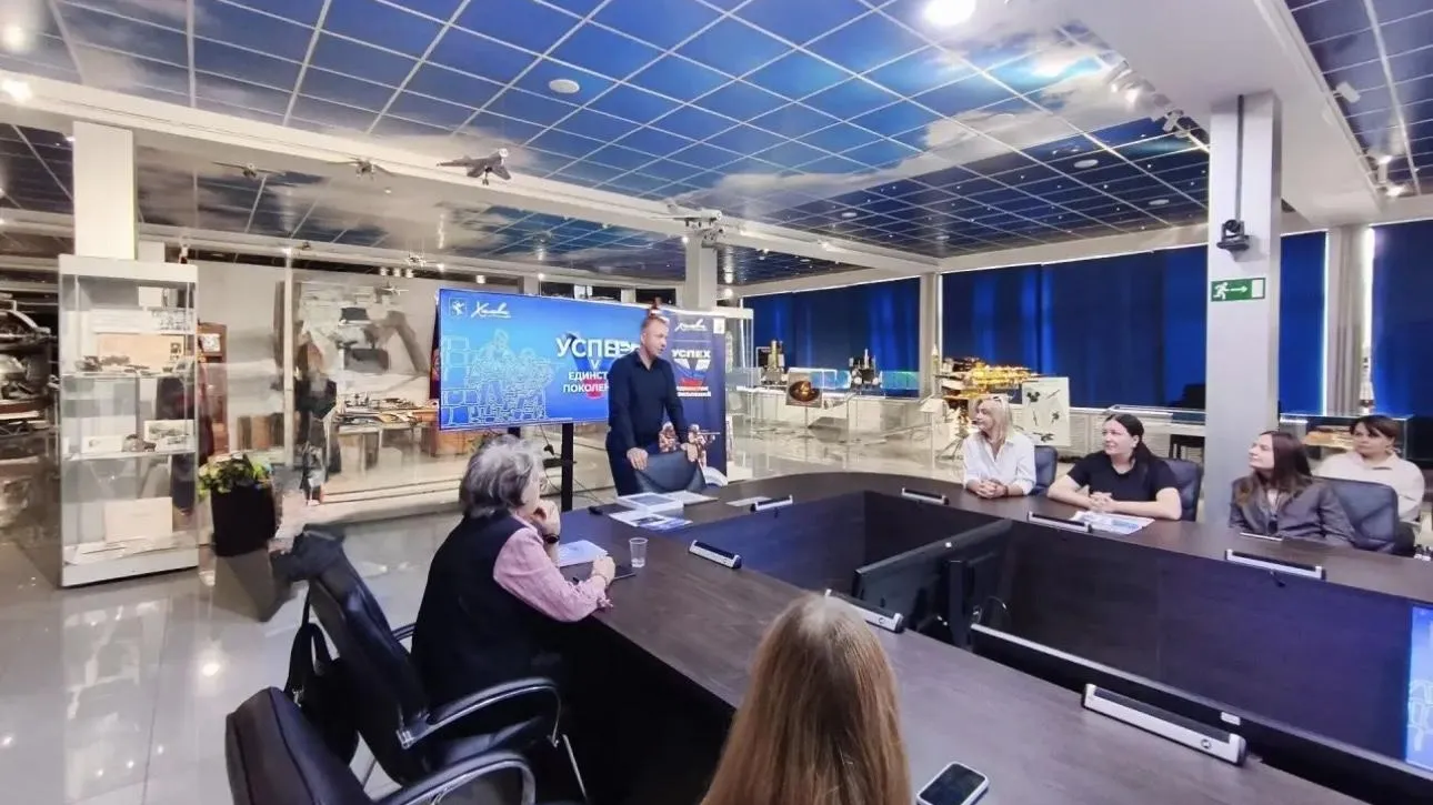 В Химках сотрудникам НПО имени Лавочкина рассказали о фронтовых собаках