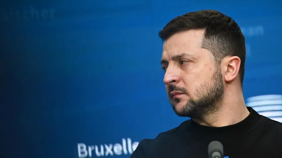 Зеленский планирует бить по Крыму дальнобойными ракетами ATACMS