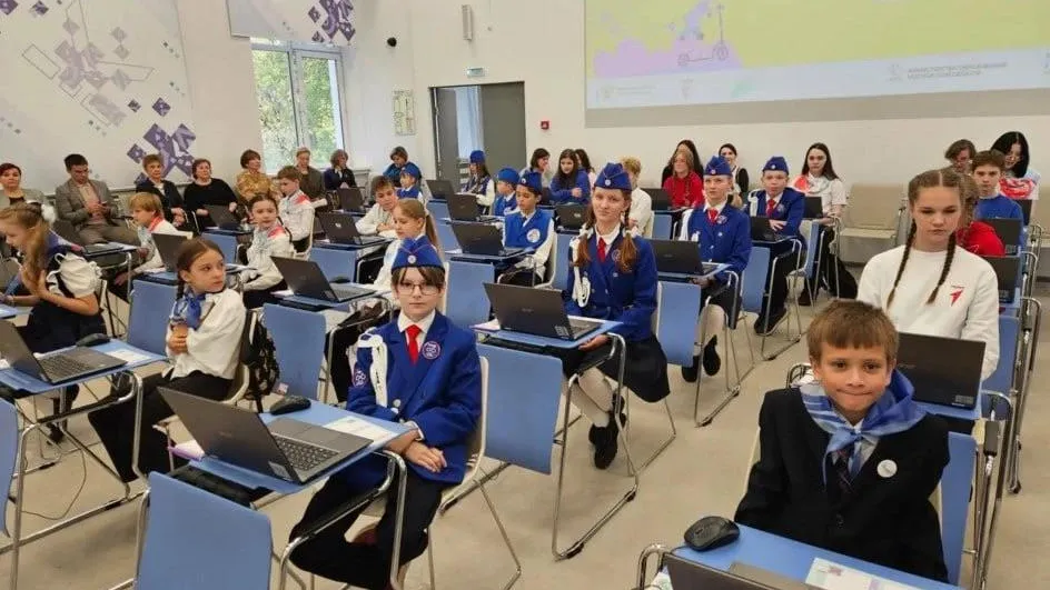 В Подмосковье стартовала олимпиада «Безопасные дороги» для школьников