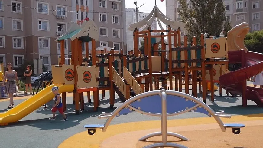 4 детские площадки открыли в Подольске по программе губернатора