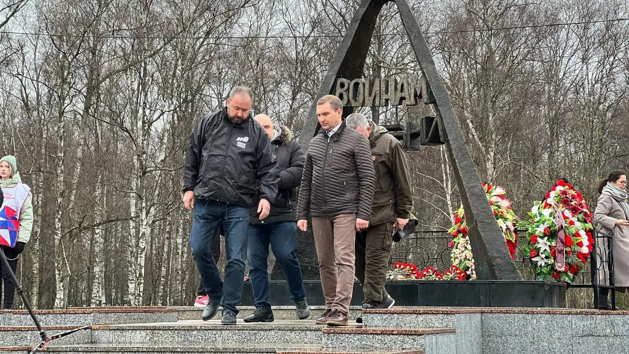 К Вечному огню двух мемориалов Лобни будет проведен газ