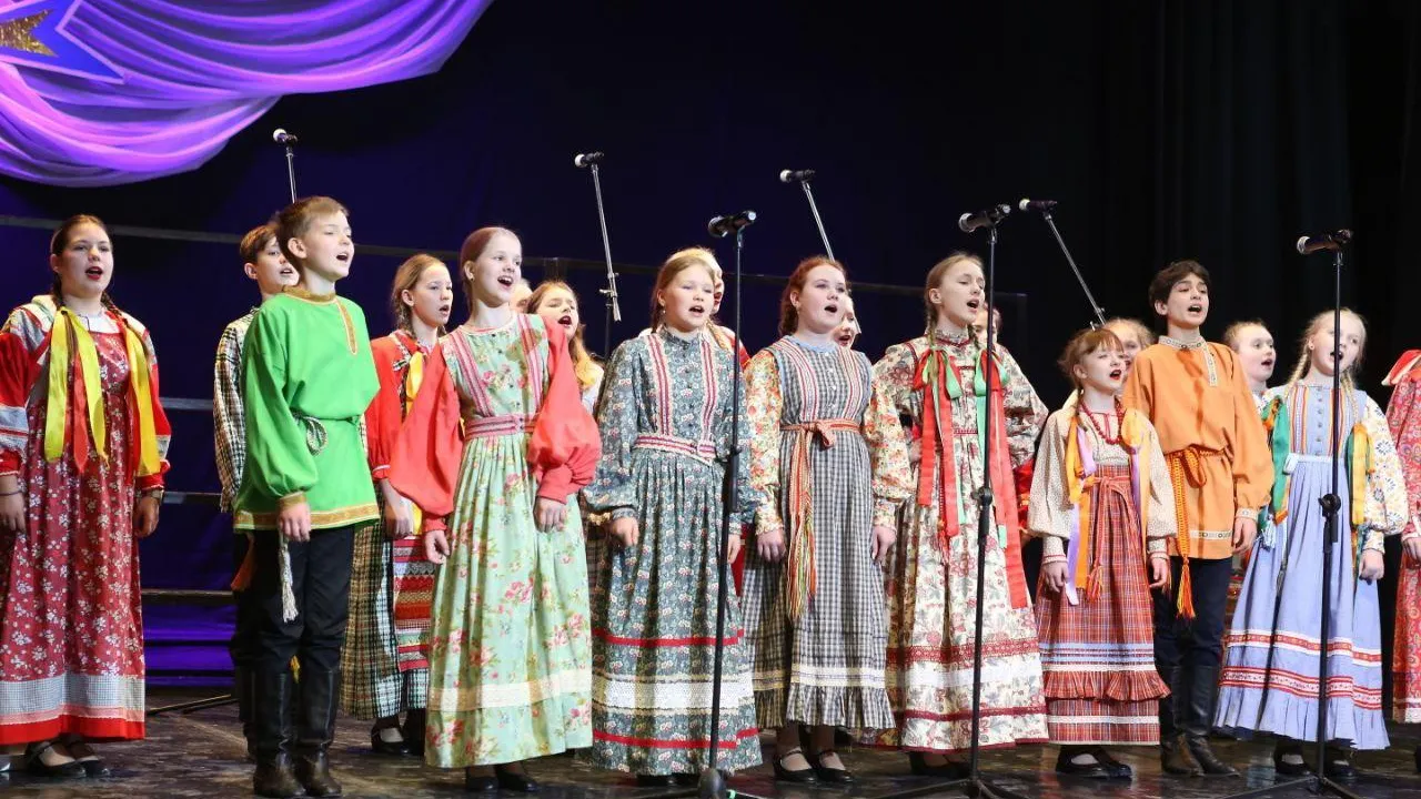 Более 1000 детей приняли участие в фестивале «Поющее Подмосковье» в Балашихе