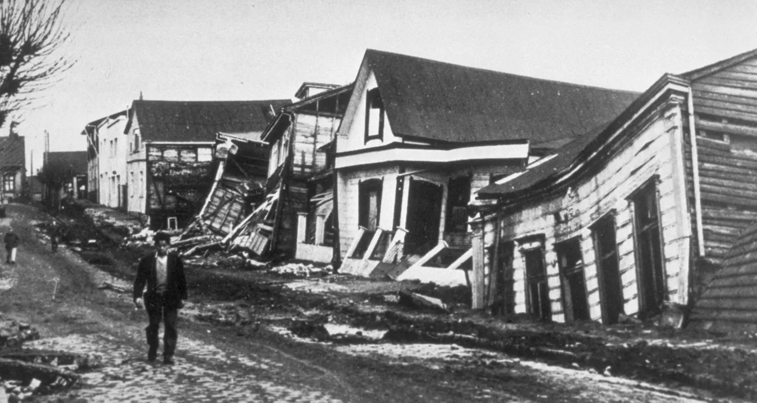 Pierre St. Amand. NGDC Natural Hazards Slides with Captions Header, Общественное достояние