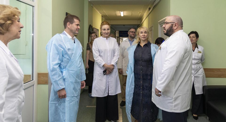 Глава Электростали с депутатом Госдумы посетил бойцов СВО в госпитале