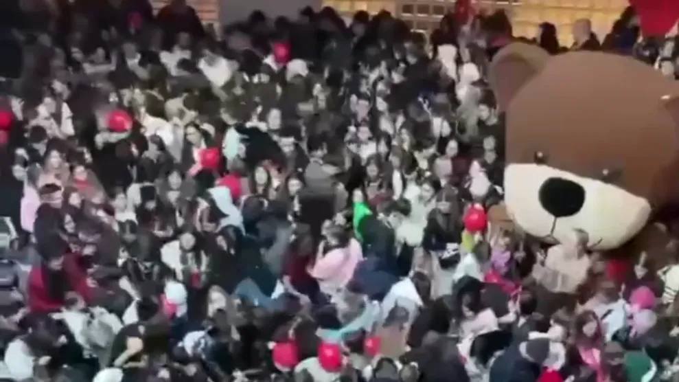 Два человека пострадали в давке при раздаче подарков в уфимском ТЦ