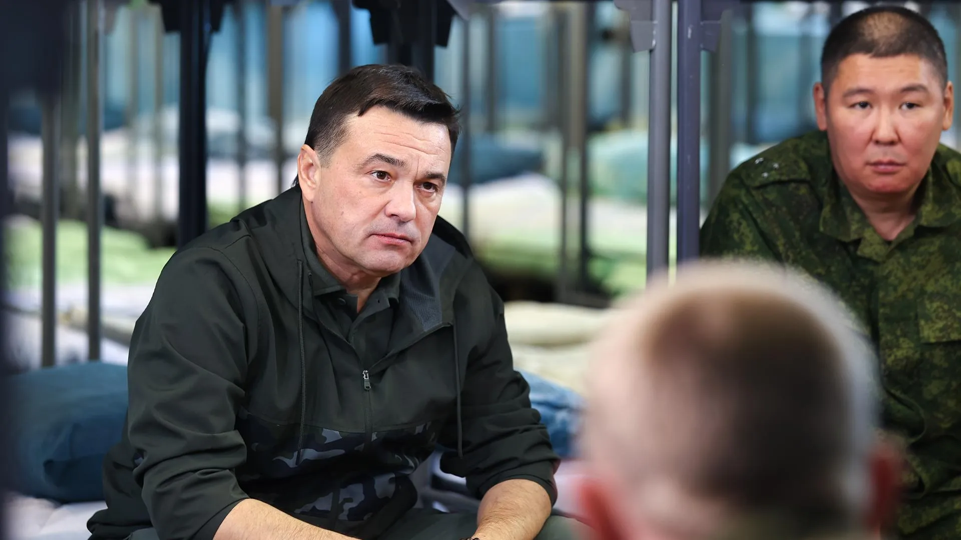 Андрей Воробьев: два груза с необходимыми вещами отправили бойцам в зону СВО