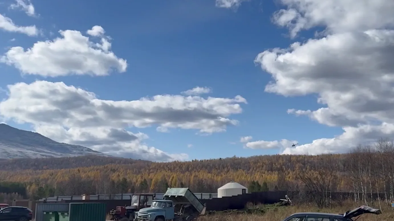 Для поиска пропавшей в красноярской тайге семьи подняли вертолет