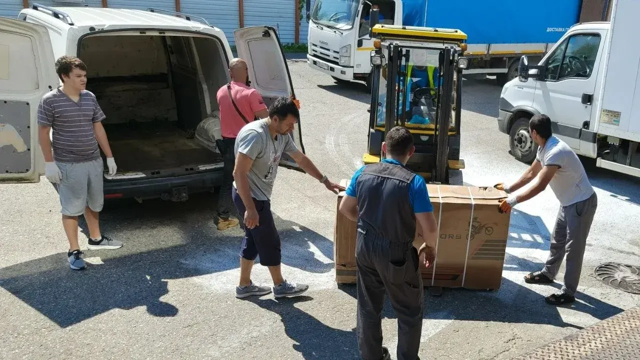 Долгопрудный отправил гуманитарный груз морпехам в Севастополь