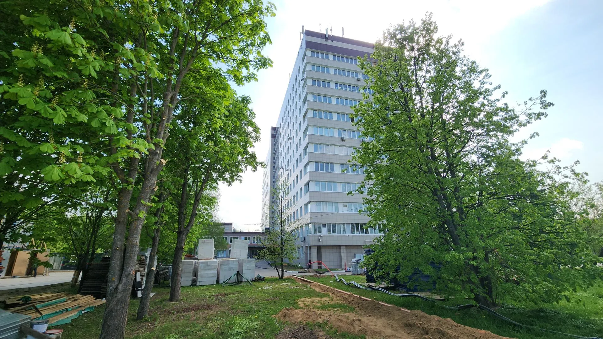 В Красногорской больнице продолжается капремонт