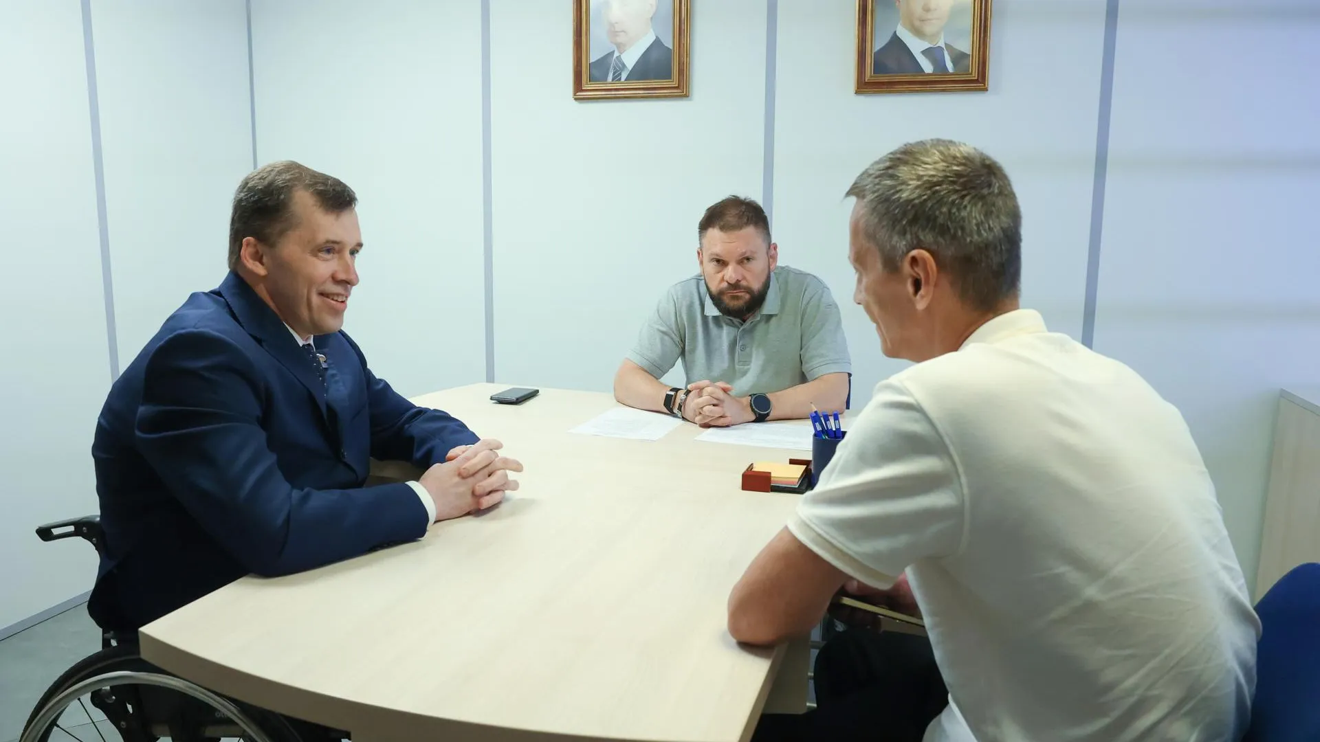 Евгений Поддубный провел прием ветеранов и членов семей участников СВО