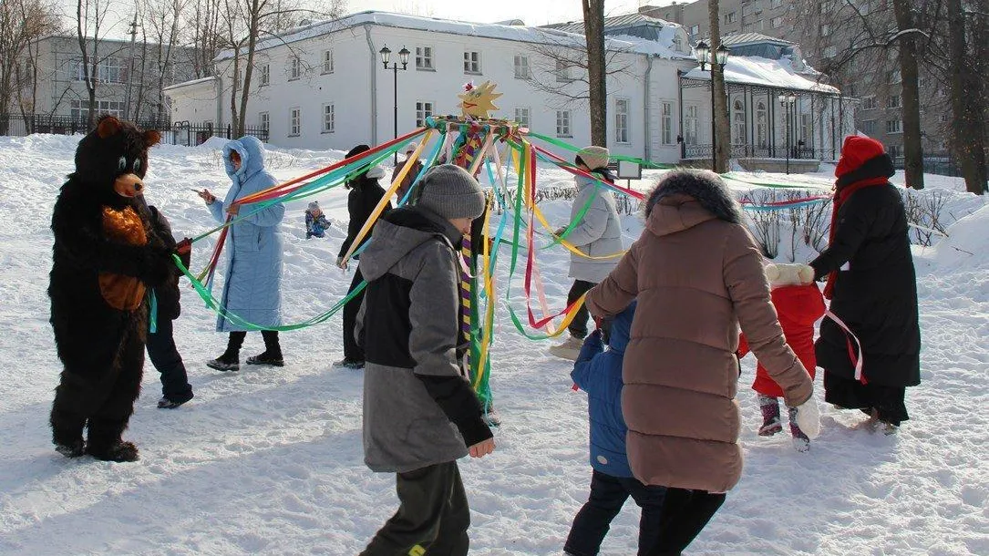 Дети из центра «Люберецкий» побывали в Лыткарине на мероприятии «Здравствуй, Масленица!»