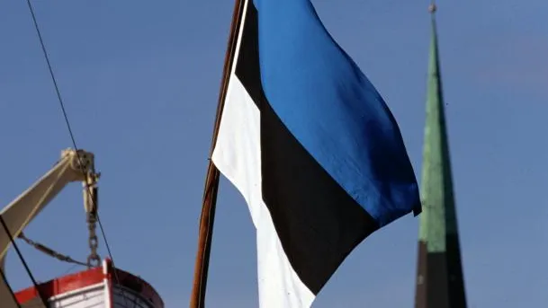 Правительство Эстонии заблокировало проезд по дороге, частично идущей по РФ