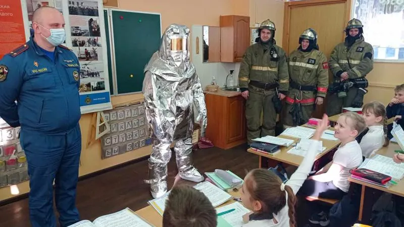 Школьникам Балашихи напомнили правила поведения при чрезвычайных ситуациях