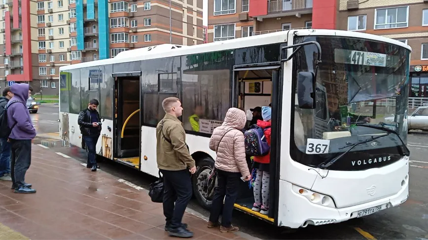 В Подмосковье примут меры, чтобы не допустить очередей в автобусы зимой