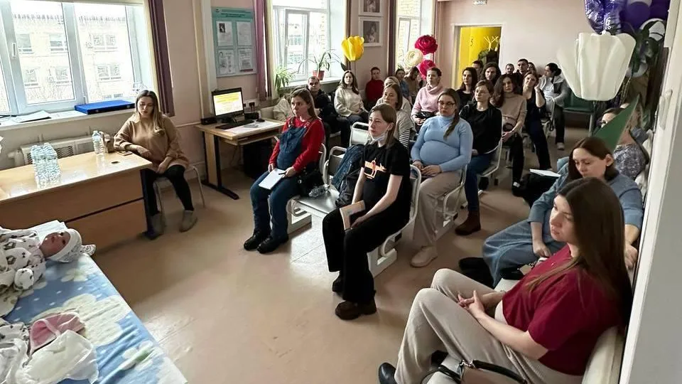 В больнице Мытищ 25 января будущим мамам расскажут о грудном вскармливании