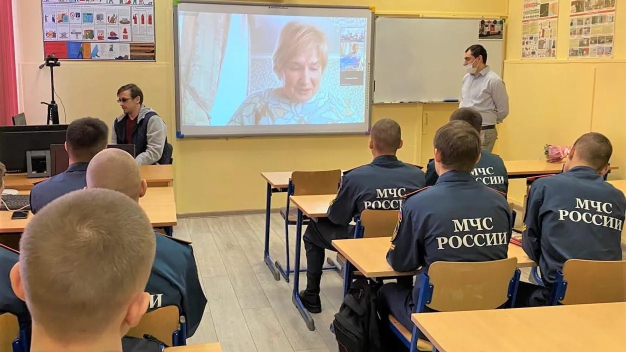 Депутат Мособлдумы Антонова поздравила учащихся техникума имени Гагарина с Днем студента